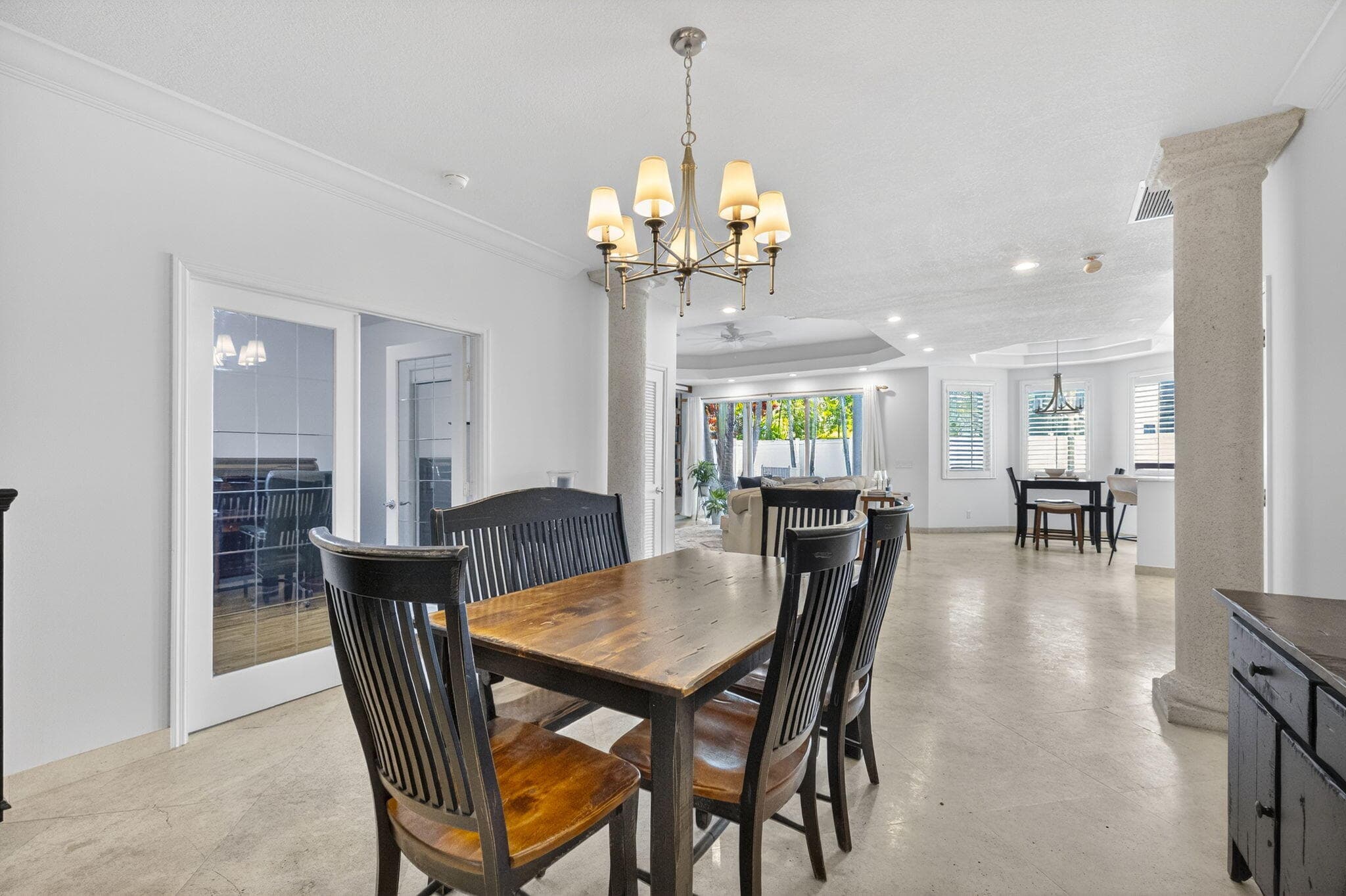 1020 SE 11th Street, Fort Lauderdale, FL 33316 12