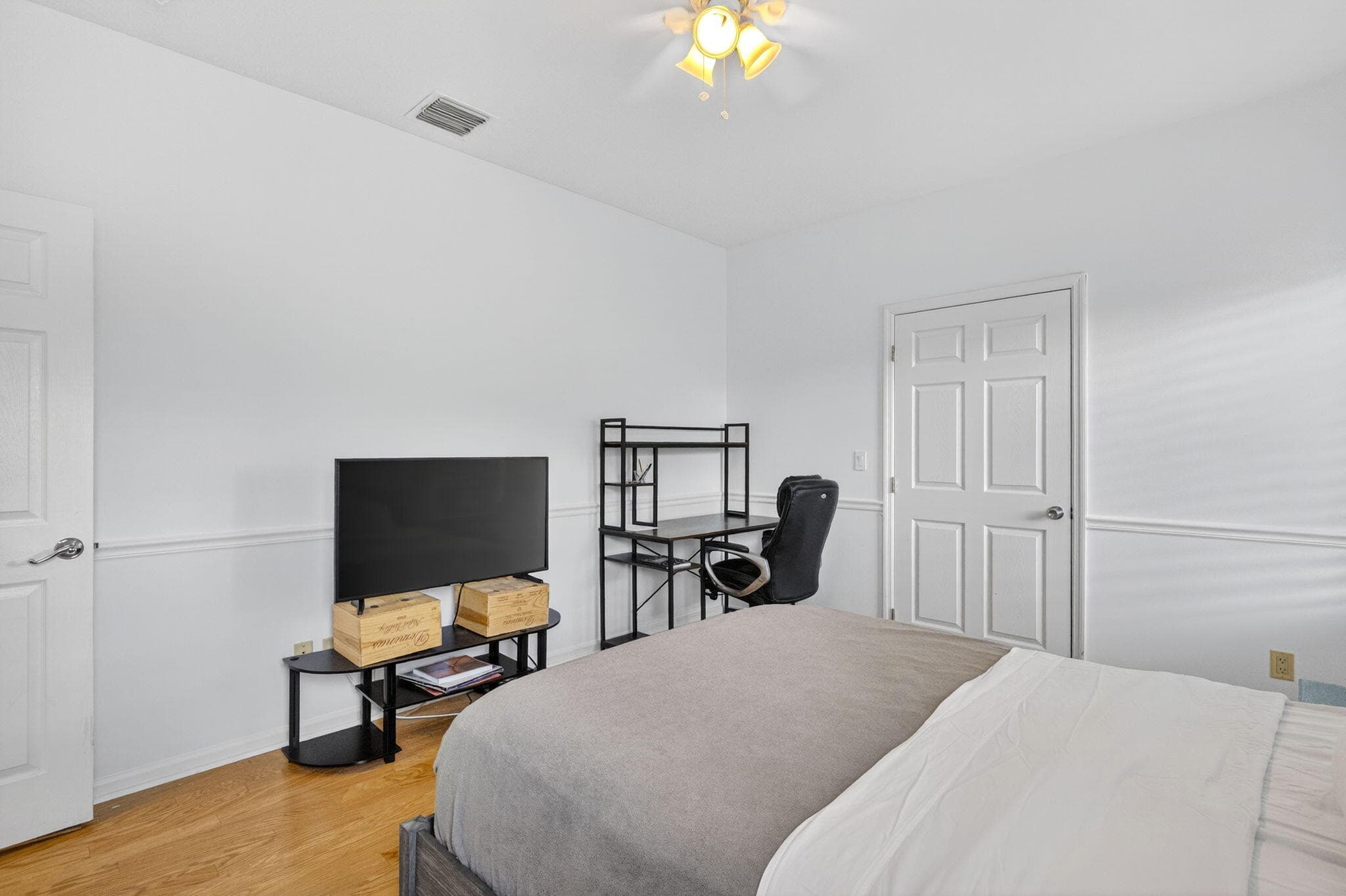 1020 SE 11th Street, Fort Lauderdale, FL 33316 34