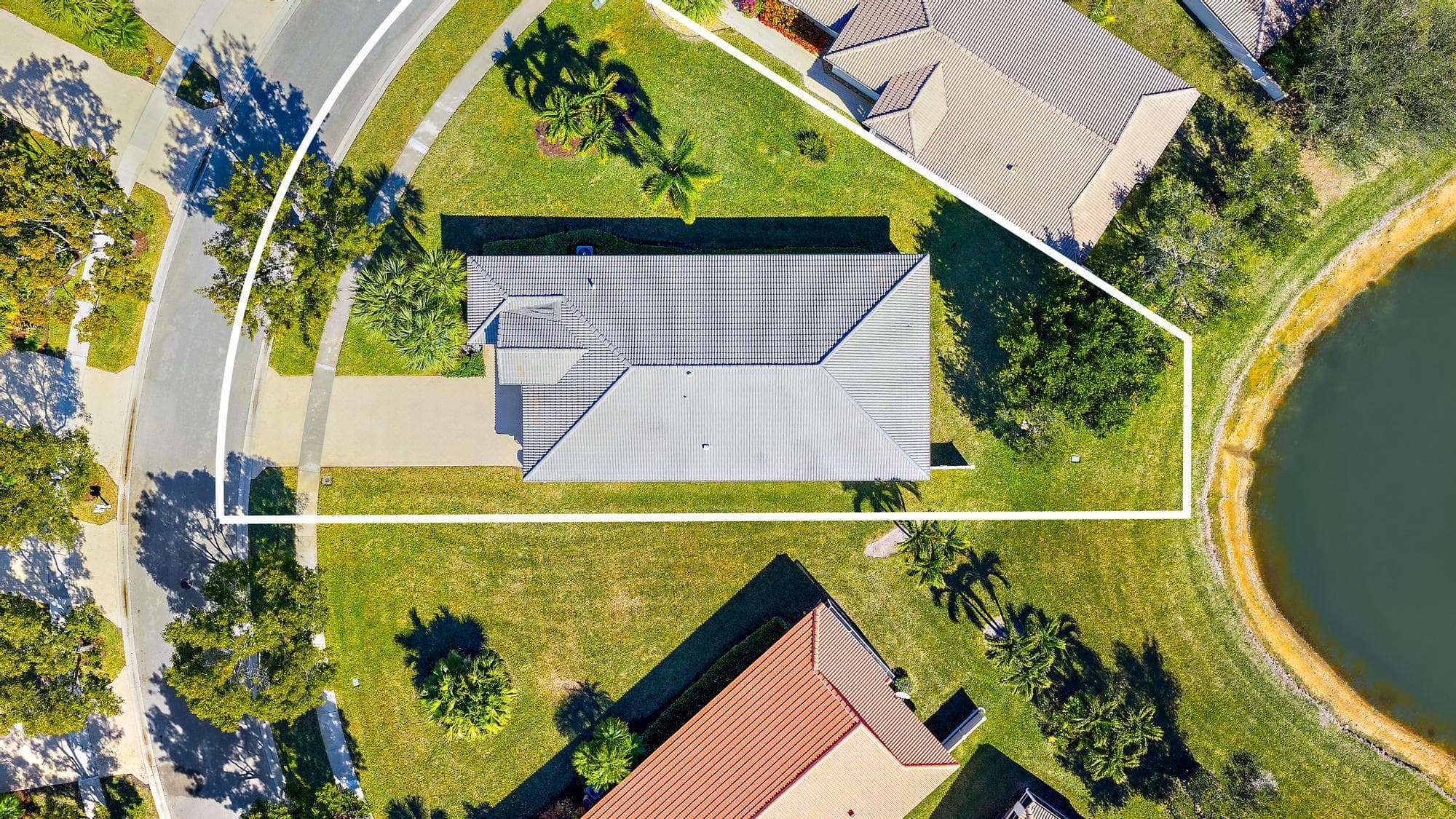 2737 Clipper Circle, West Palm Beach, FL 33411 25
