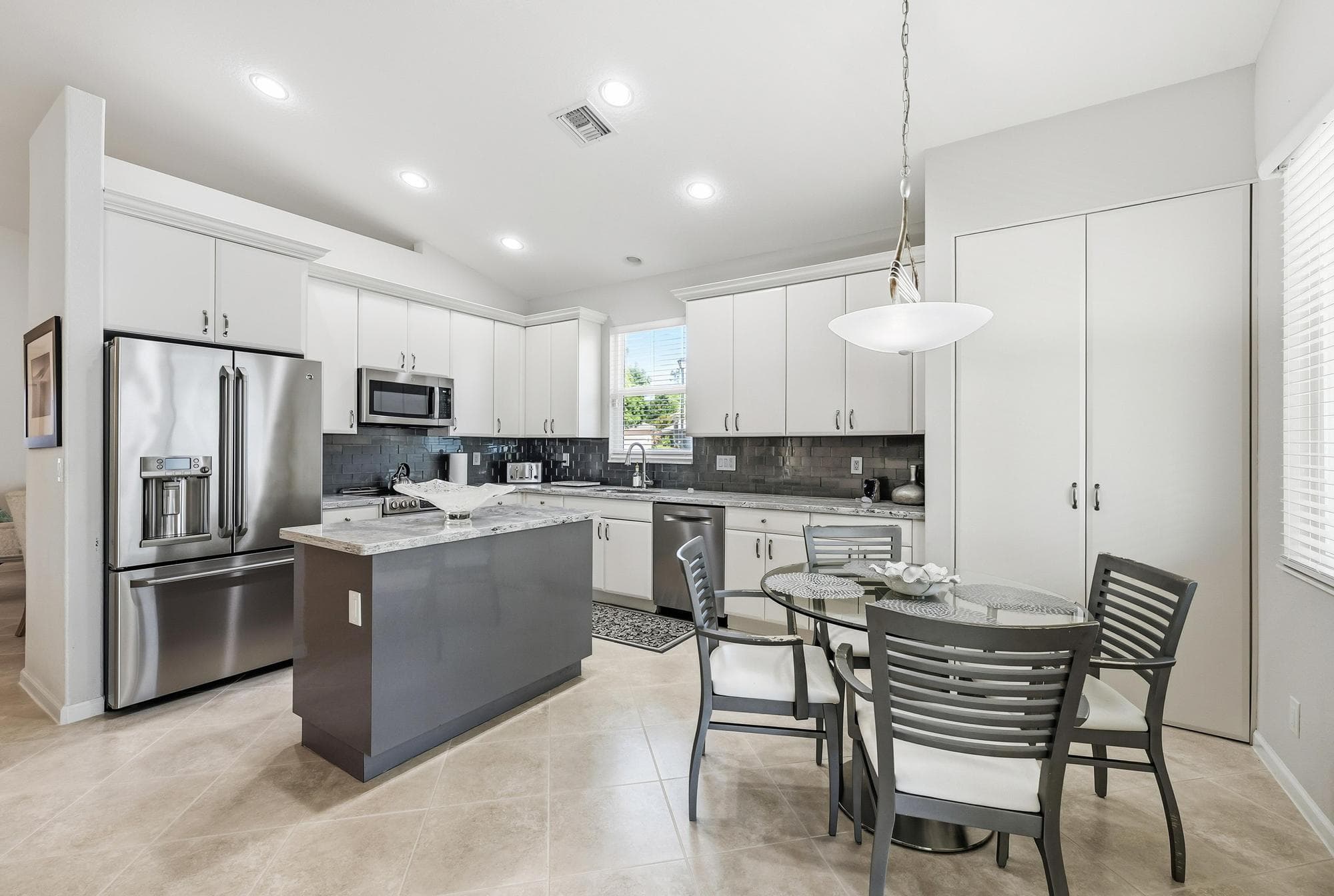 2737 Clipper Circle, West Palm Beach, FL 33411 11