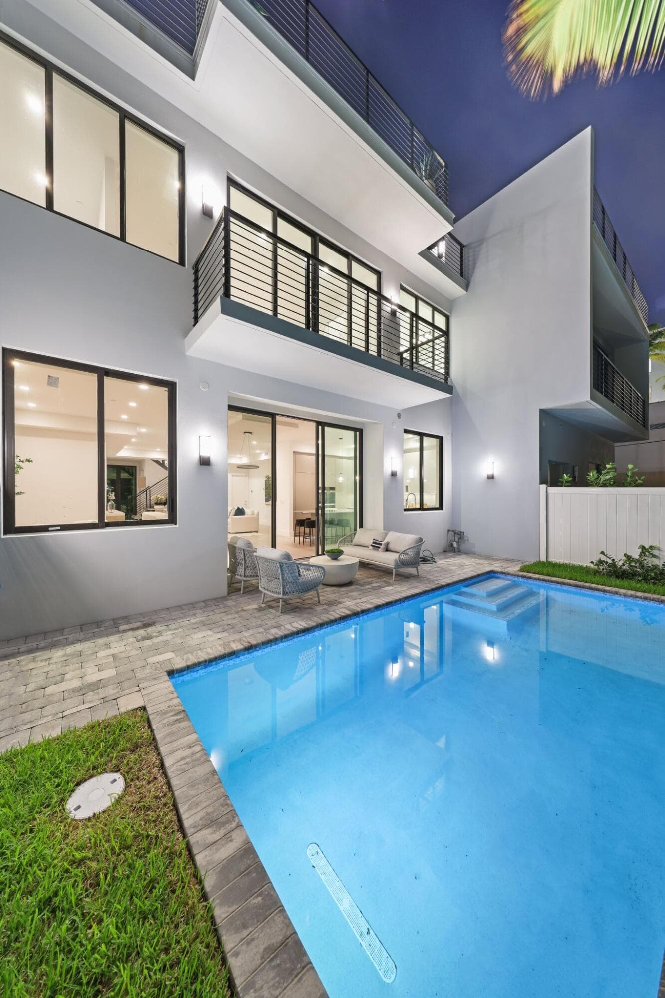 408 SE 2nd Street, Delray Beach, FL 33483 113