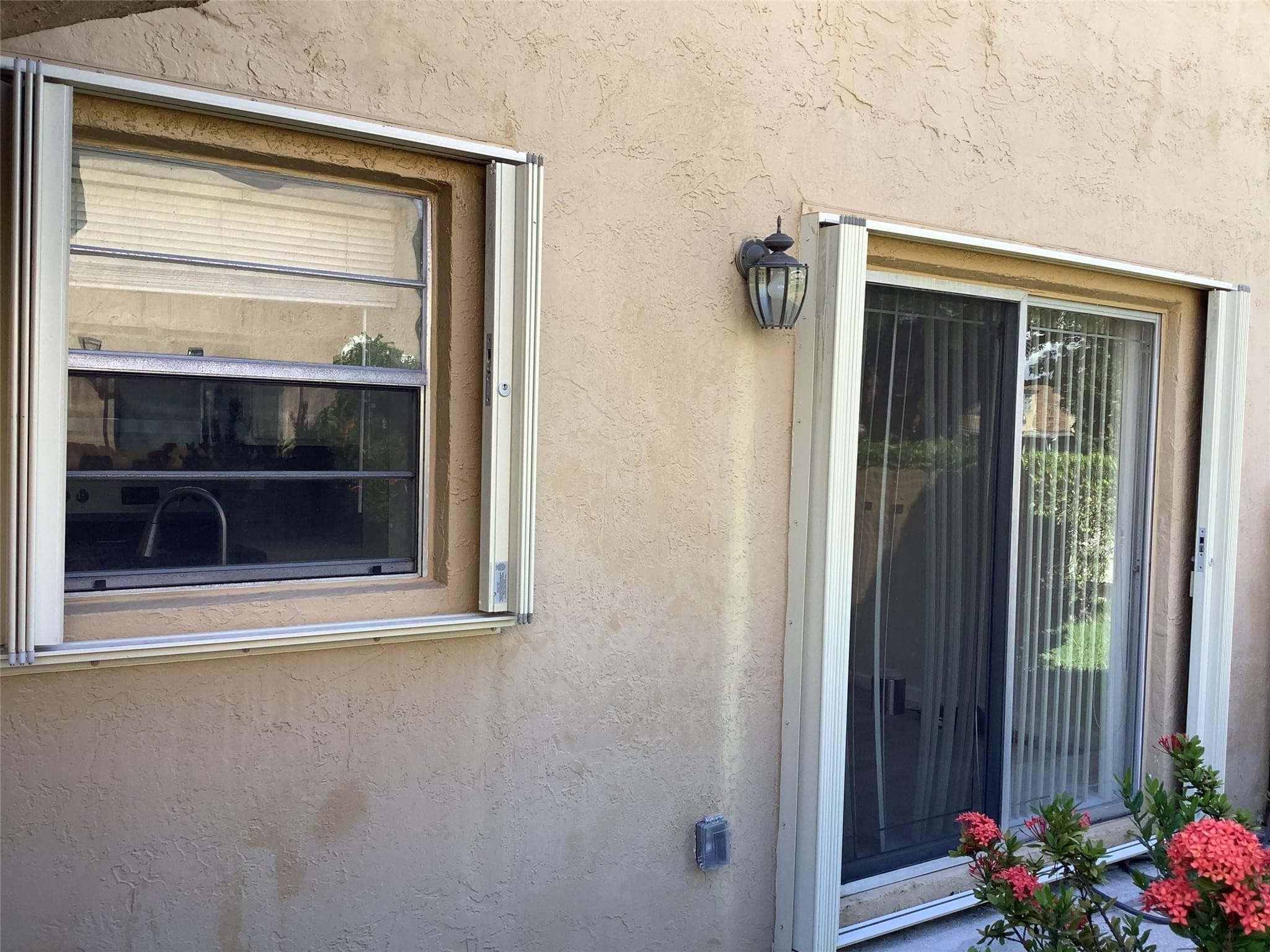 3581 NW 95th Terrace 601, Sunrise, FL 33351 5