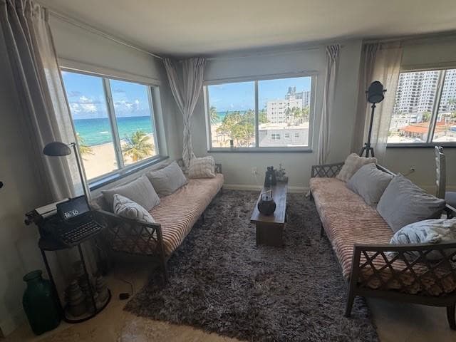 300 Oregon Street 401, Hollywood, FL 33019 6
