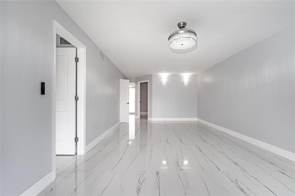 361 S Hollybrook Drive 105, Pembroke Pines, FL 33025 8