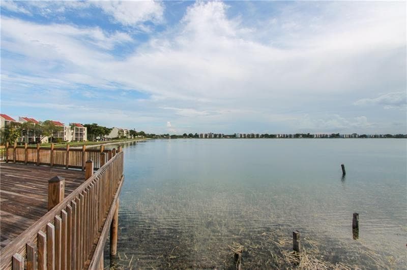 109 Lake Emerald Drive 110, Oakland Park, FL 33309 39