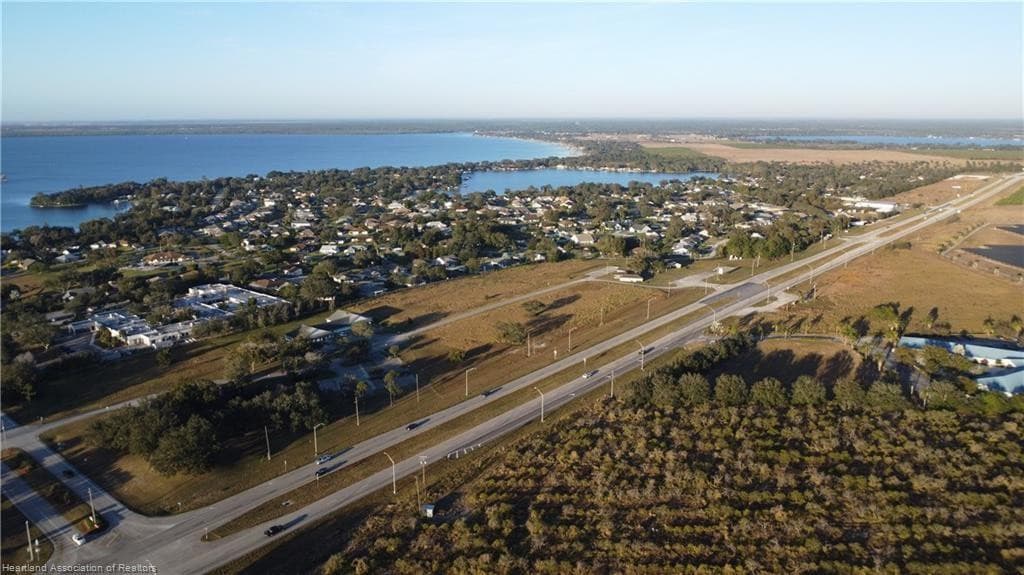 1346 US 27, Lake Placid, FL 33852 17