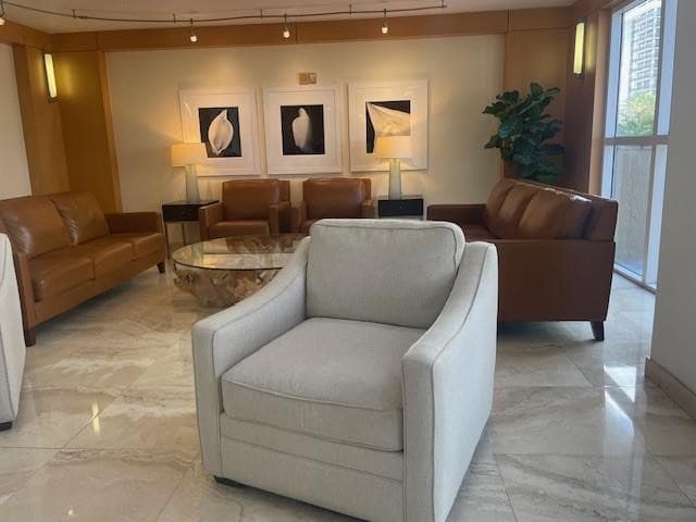 2080 S Ocean Drive 505, Hallandale Beach, FL 33009 14