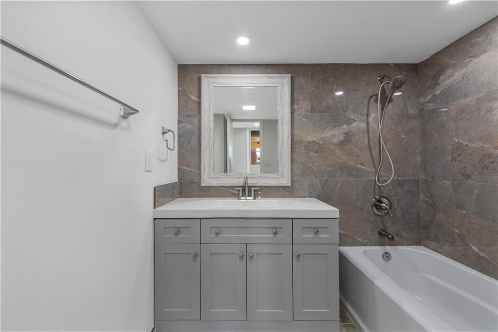 7080 Environ Boulevard 522, Lauderhill, FL 33319 4