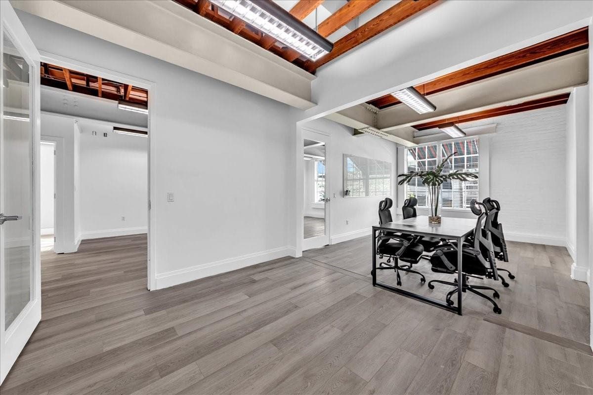 21 W Las Olas Boulevard, Fort Lauderdale, FL 33301 30