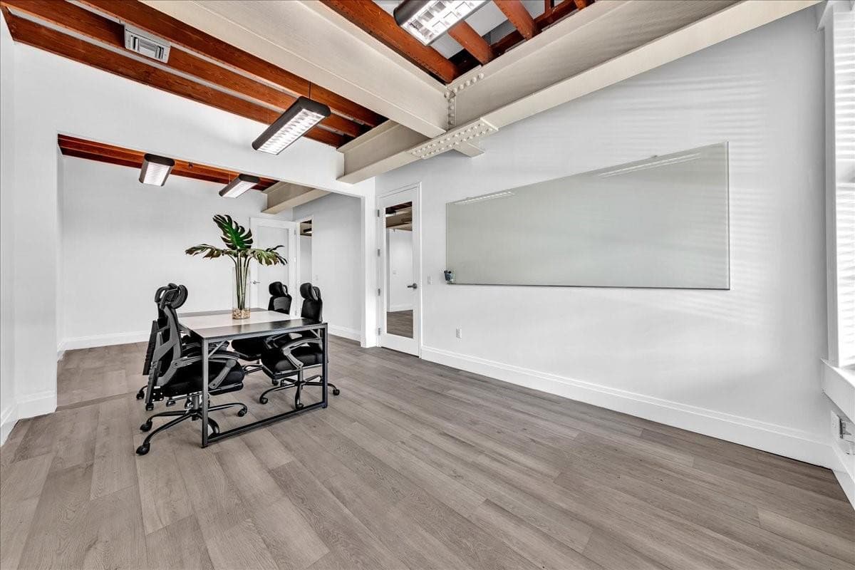 21 W Las Olas Boulevard, Fort Lauderdale, FL 33301 32