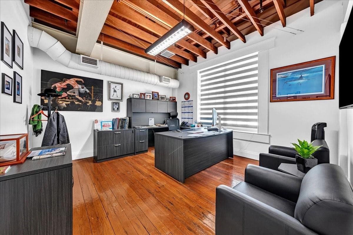 21 W Las Olas Boulevard, Fort Lauderdale, FL 33301 51
