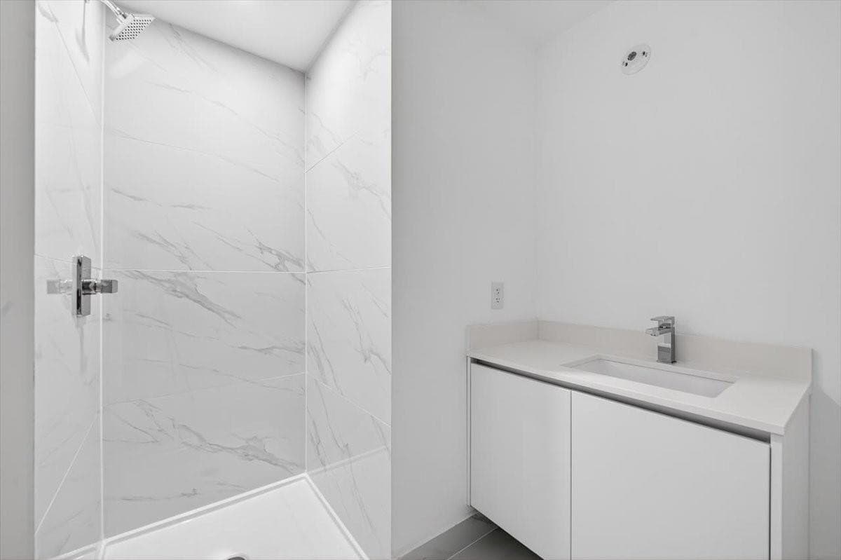 700 NE 24th Street 5202, Miami, FL 33137 18