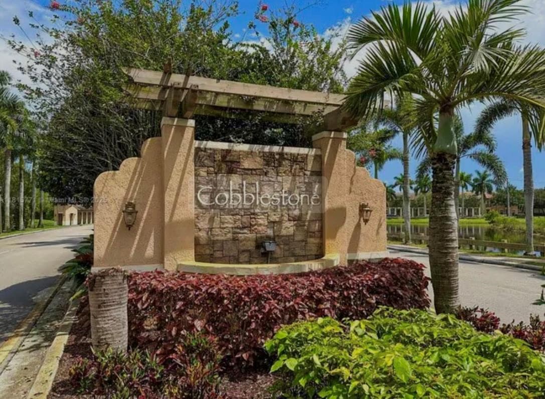 817 SW 147th Avenue 1404, Pembroke Pines, FL 33027