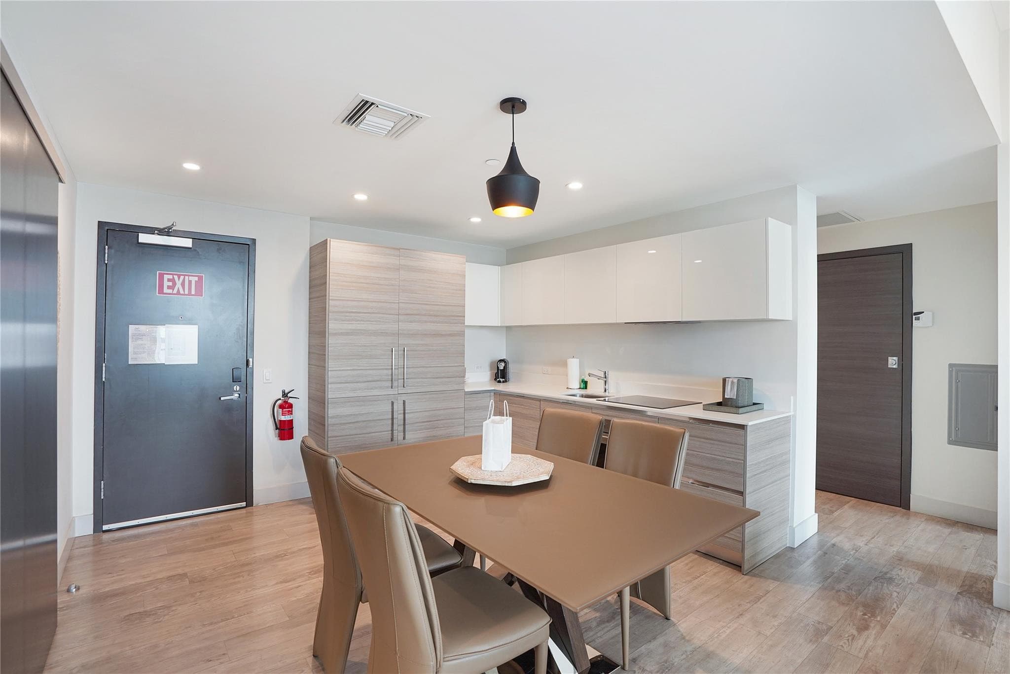 777 N Ocean Drive S332, Hollywood, FL 33019 10