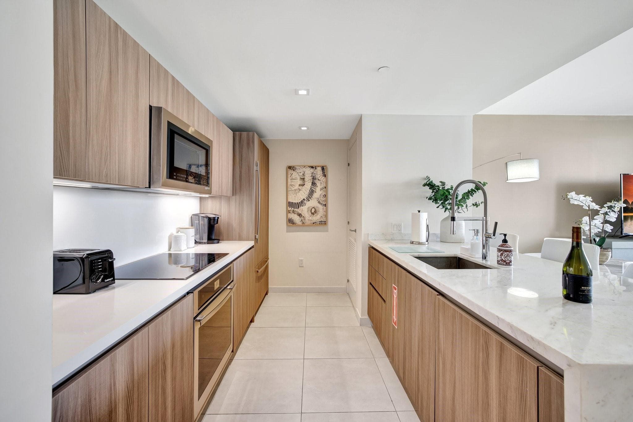 401 N Birch Road 413, Fort Lauderdale, FL 33304 18