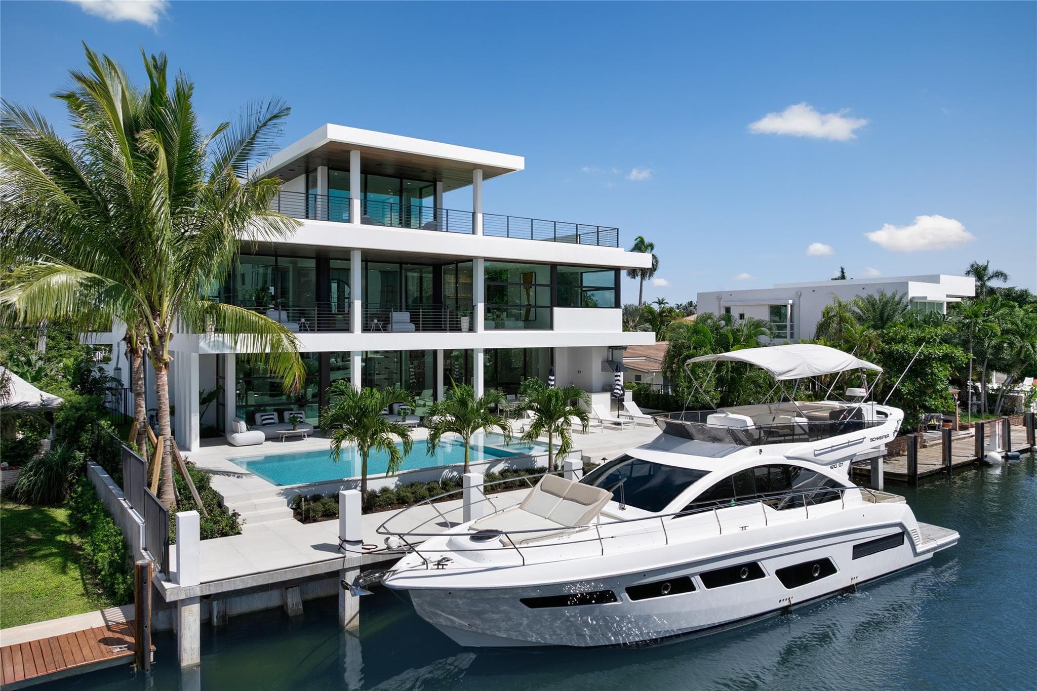 1500 SE 14th Street, Fort Lauderdale, FL 33316 3