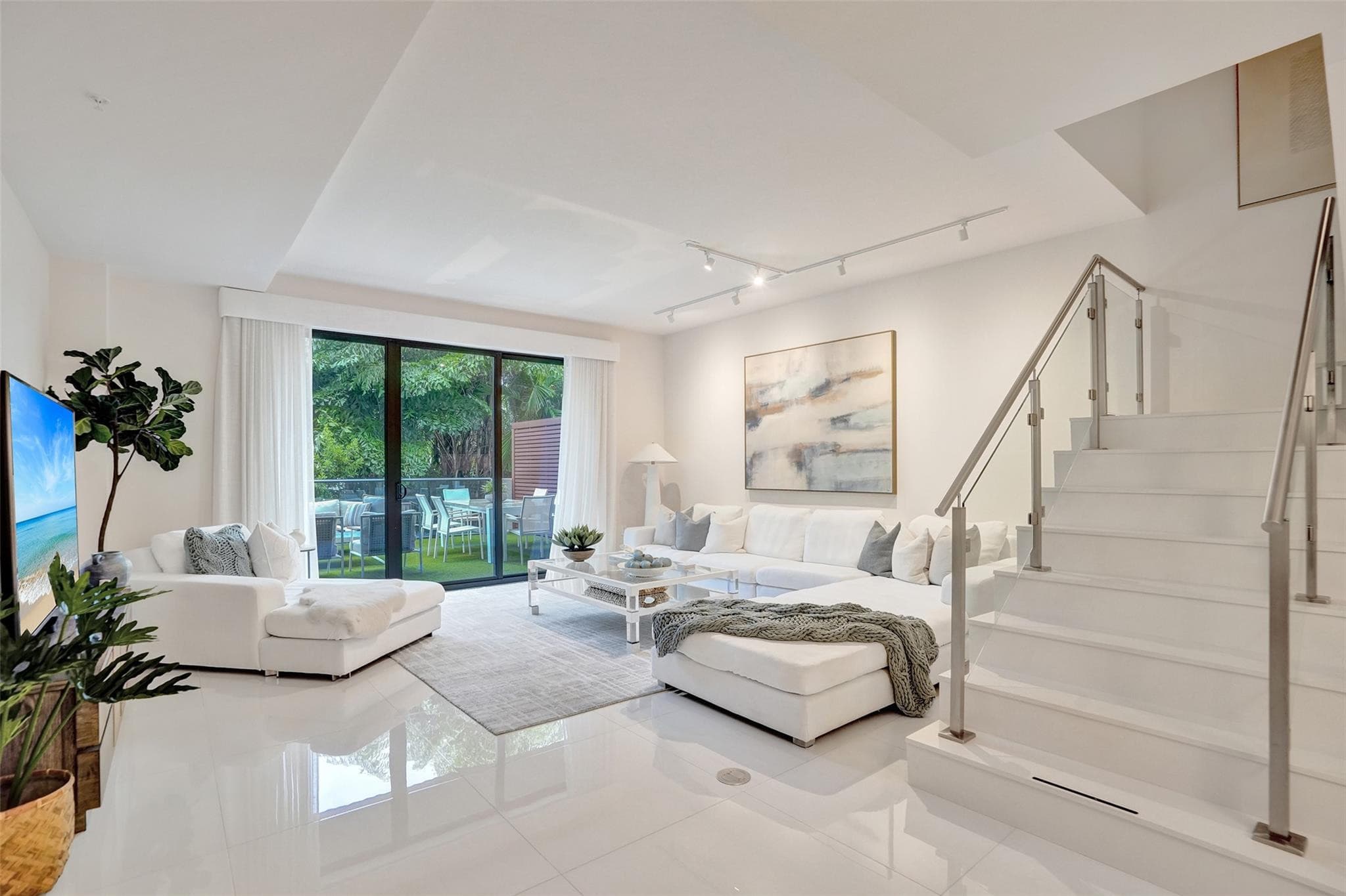 3030 N Ocean Boulevard S104, Fort Lauderdale, FL 33308 8