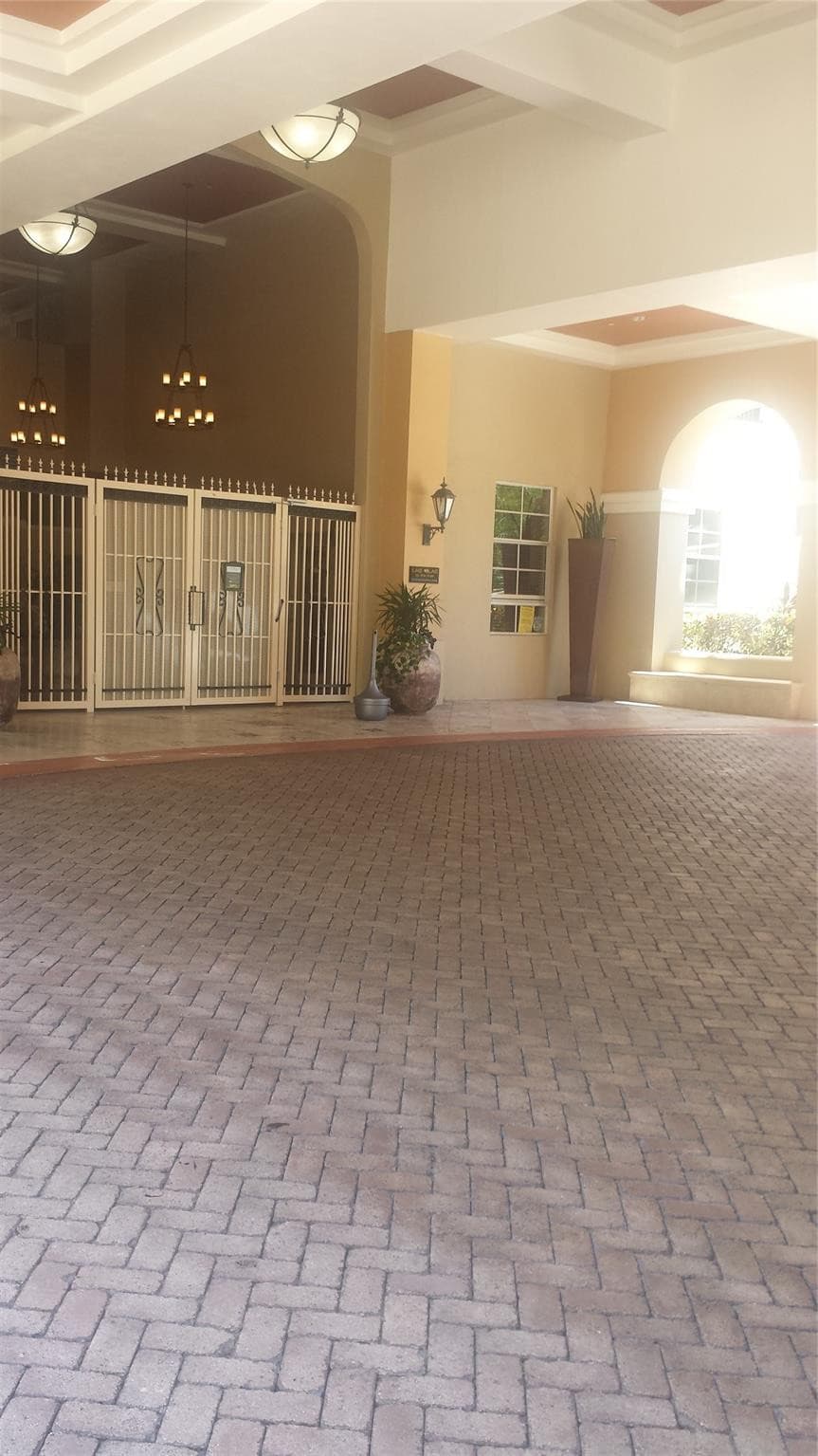 520 SE 5th Avenue 3704, Fort Lauderdale, FL 33301 2