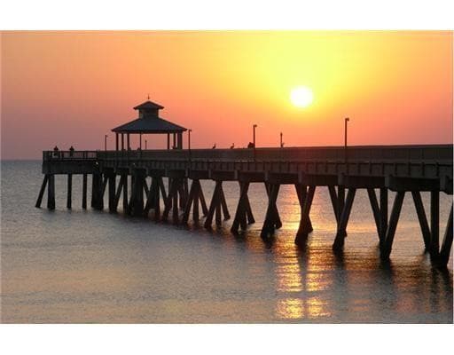 144 Farnham F 144, Deerfield Beach, FL 33442 56