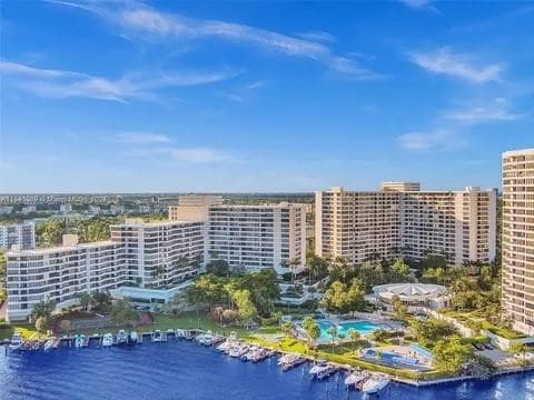 2500 Parkview Drive 814, Hallandale Beach, FL 33009