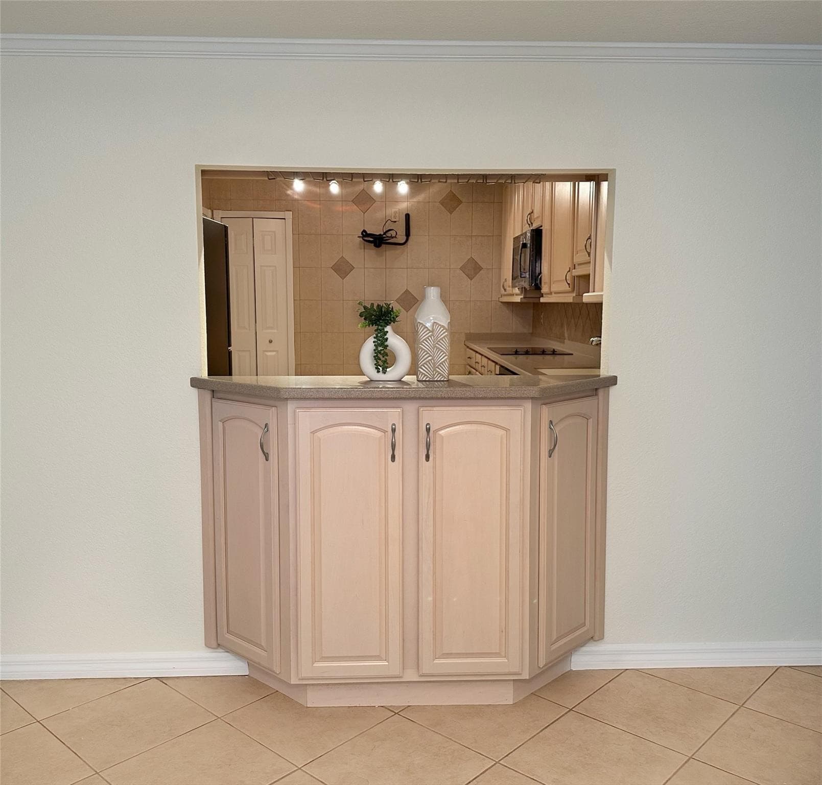 2500 Parkview Drive 814, Hallandale Beach, FL 33009 25