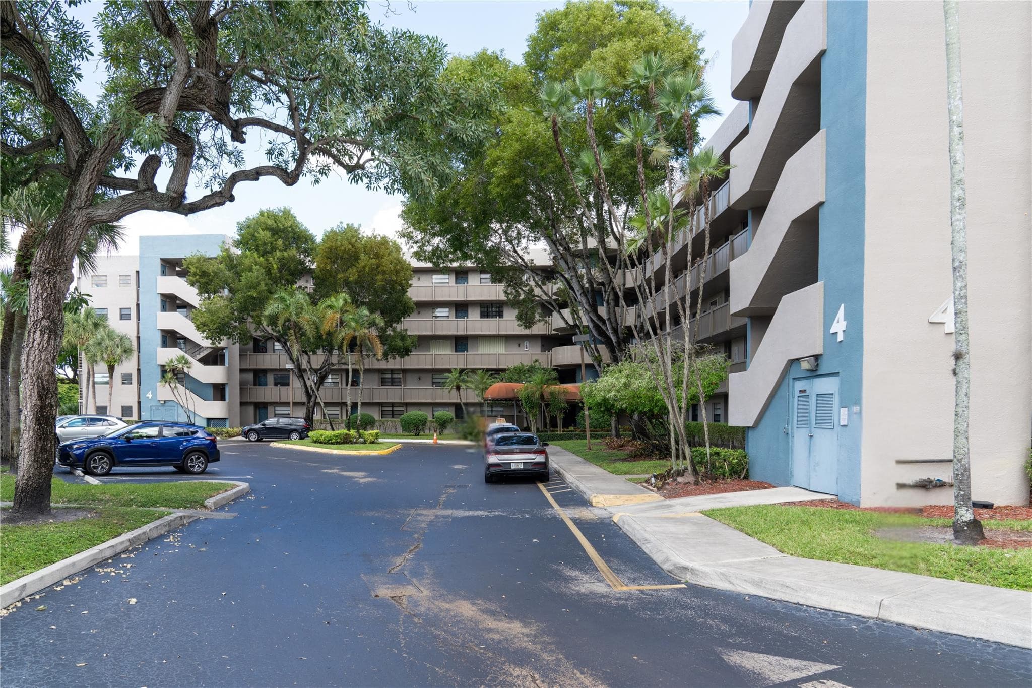 1101 Colony Point Circle 220, Pembroke Pines, FL 33026 23