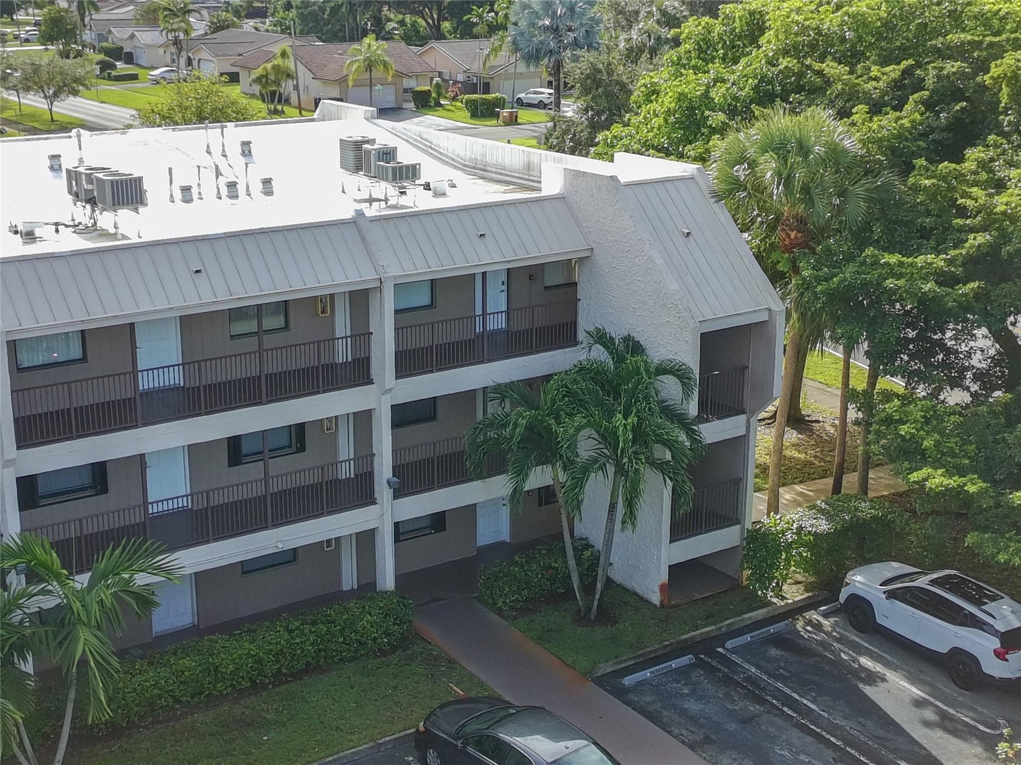 8725 Shadow Wood Boulevard 312, Coral Springs, FL 33071 24