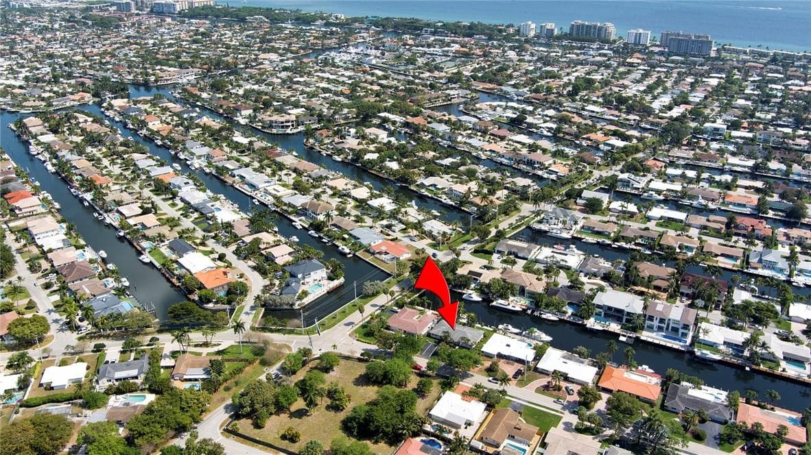 3860 NE 23rd Avenue, Lighthouse Point, FL 33064 32