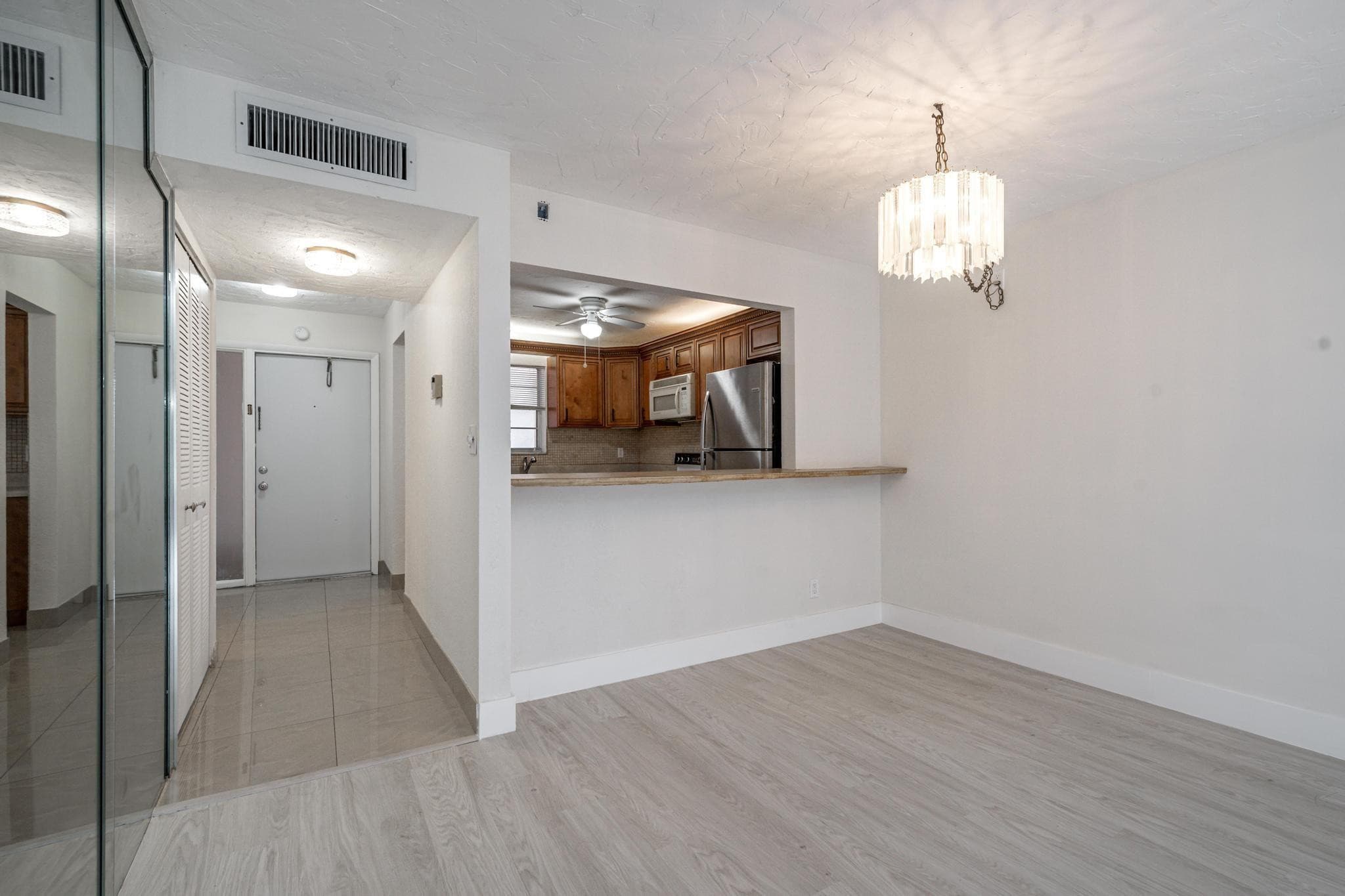 2551 Aragon Boulevard 406, Sunrise, FL 33322 3