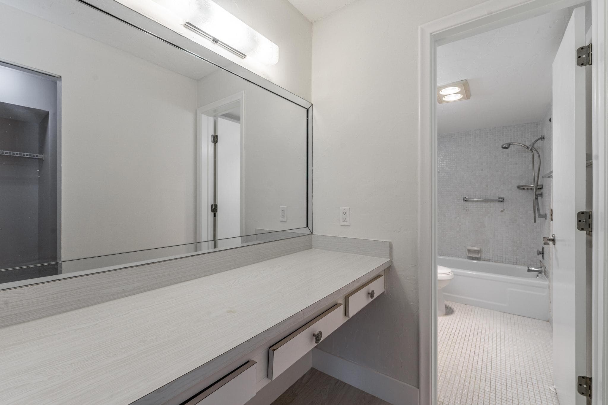 2551 Aragon Boulevard 406, Sunrise, FL 33322 14