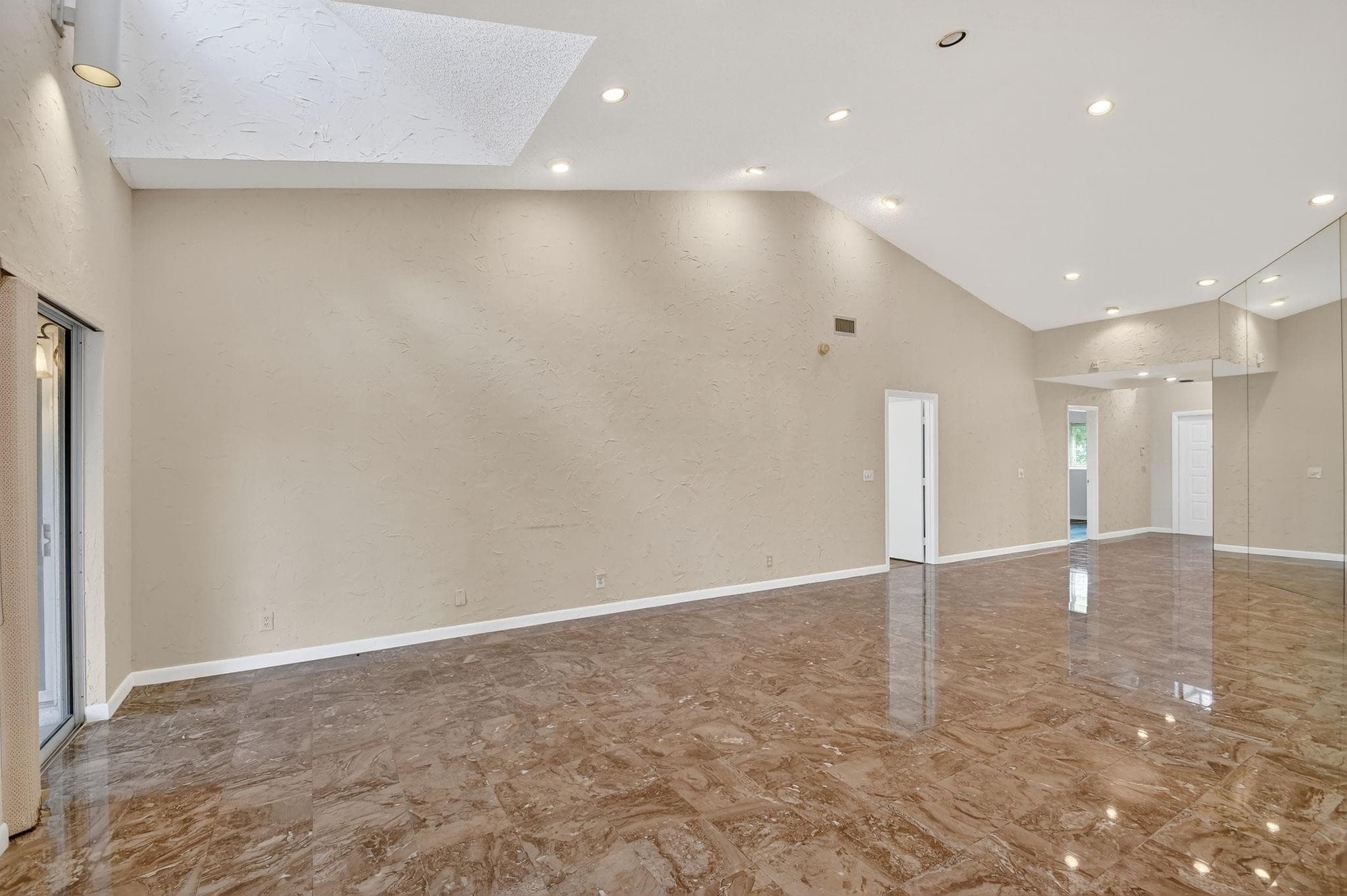 6869 Fountains Circle 6869, Lake Worth, FL 33467 19