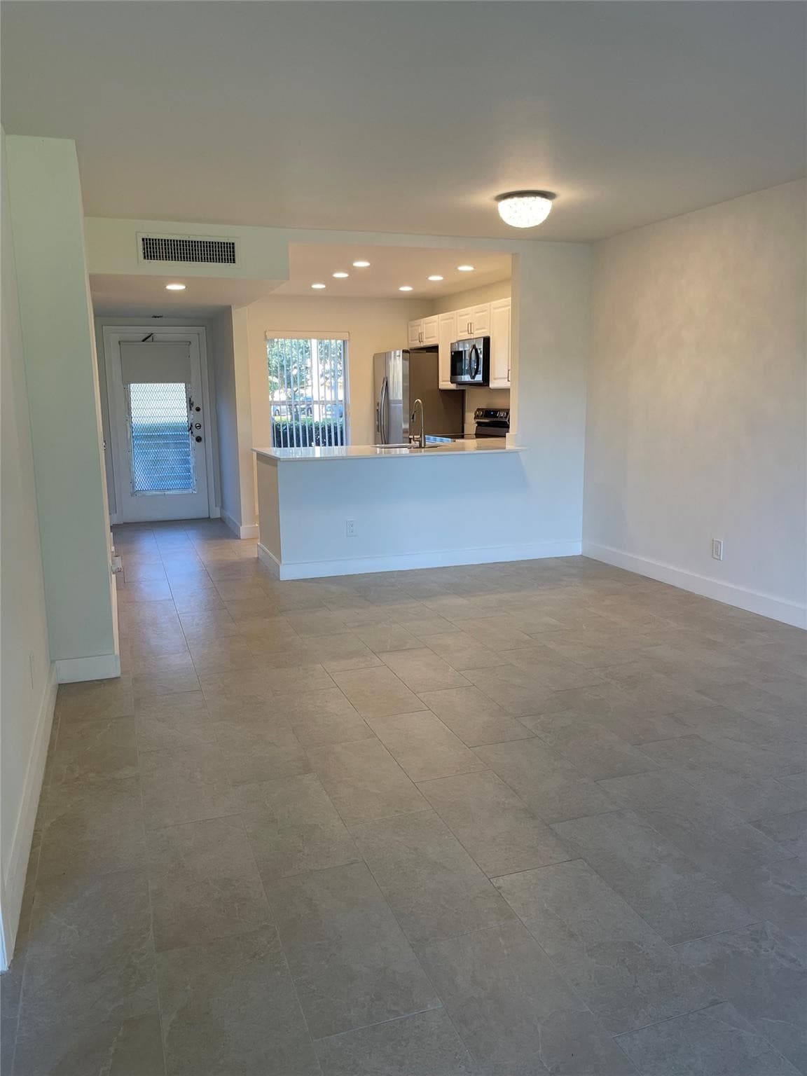5890 NW 64th Avenue 103, Fort Lauderdale, FL 33319 11