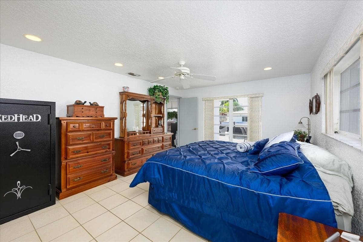 200 SE 11th Street, Pompano Beach, FL 33060 11
