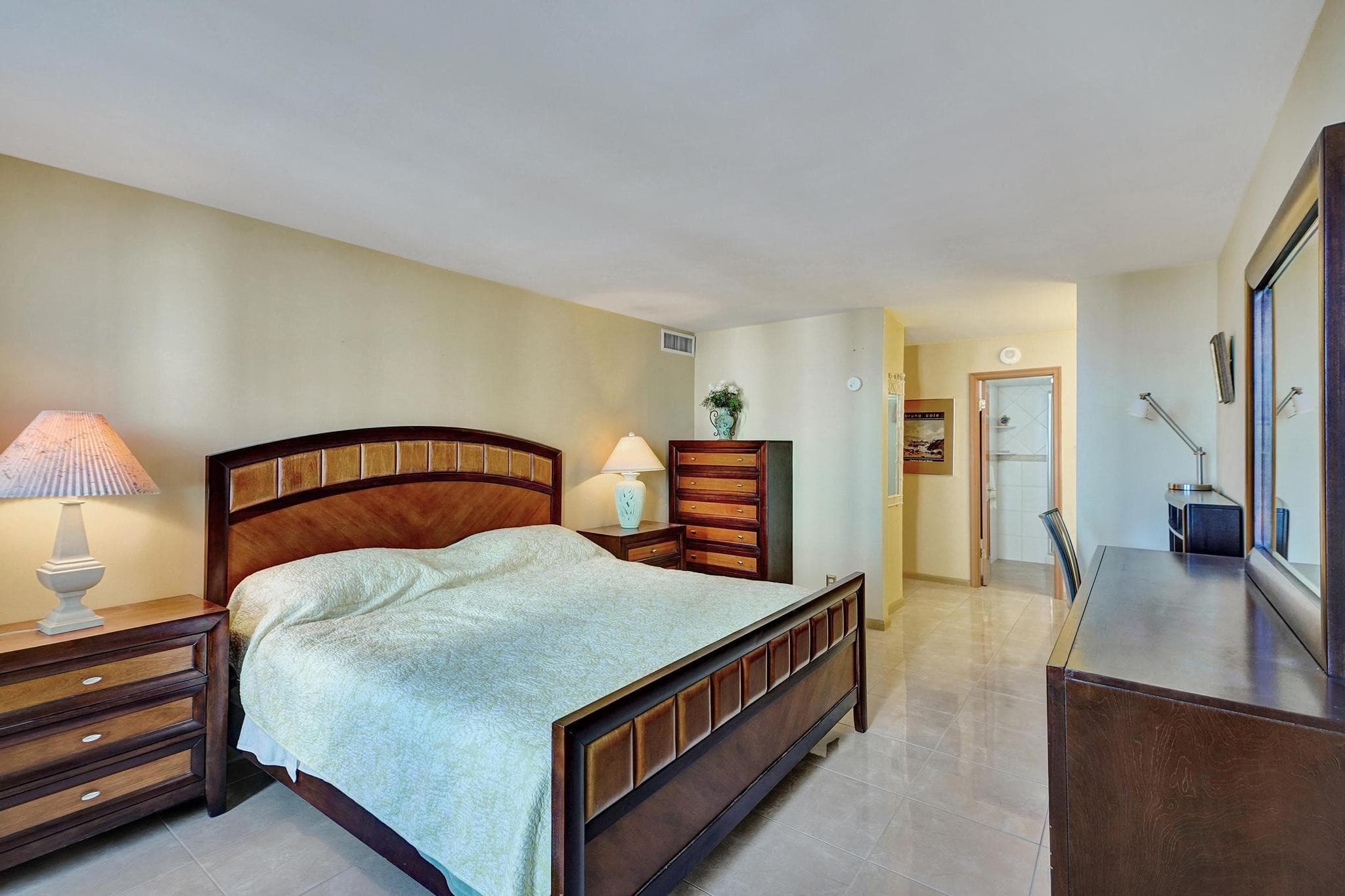 1000 S Ocean Boulevard 6m, Pompano Beach, FL 33062 20