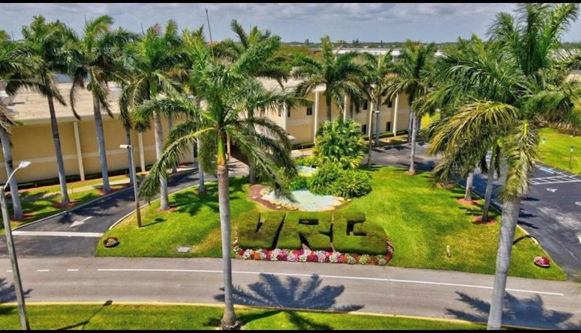 2615 NE 3rd Court 217, Boynton Beach, FL 33435 32