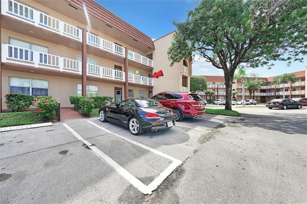 9281 Sunrise Lakes Boulevard 212, Sunrise, FL 33322 28