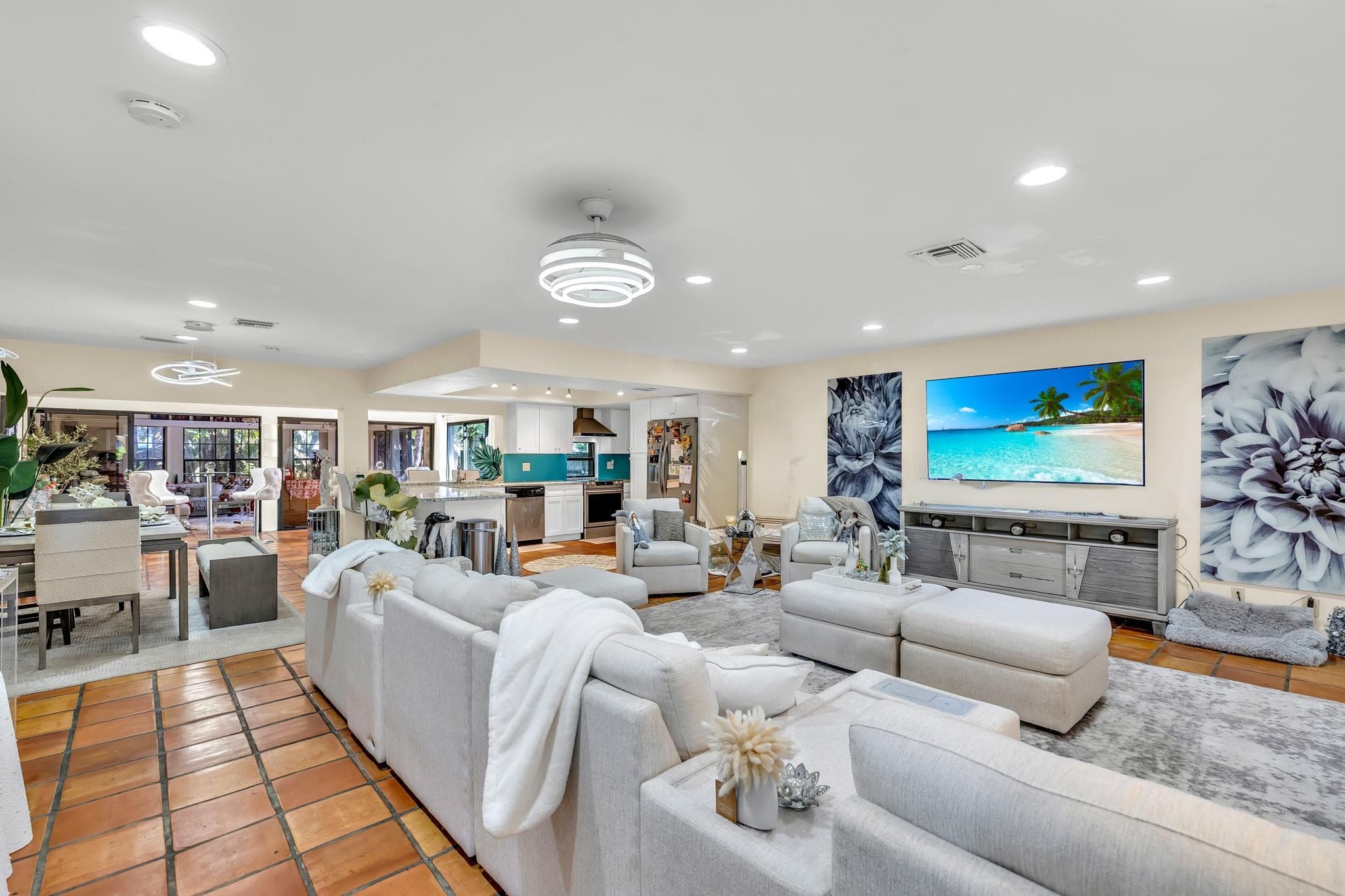 980 SW 70th Avenue, Plantation, FL 33317 11