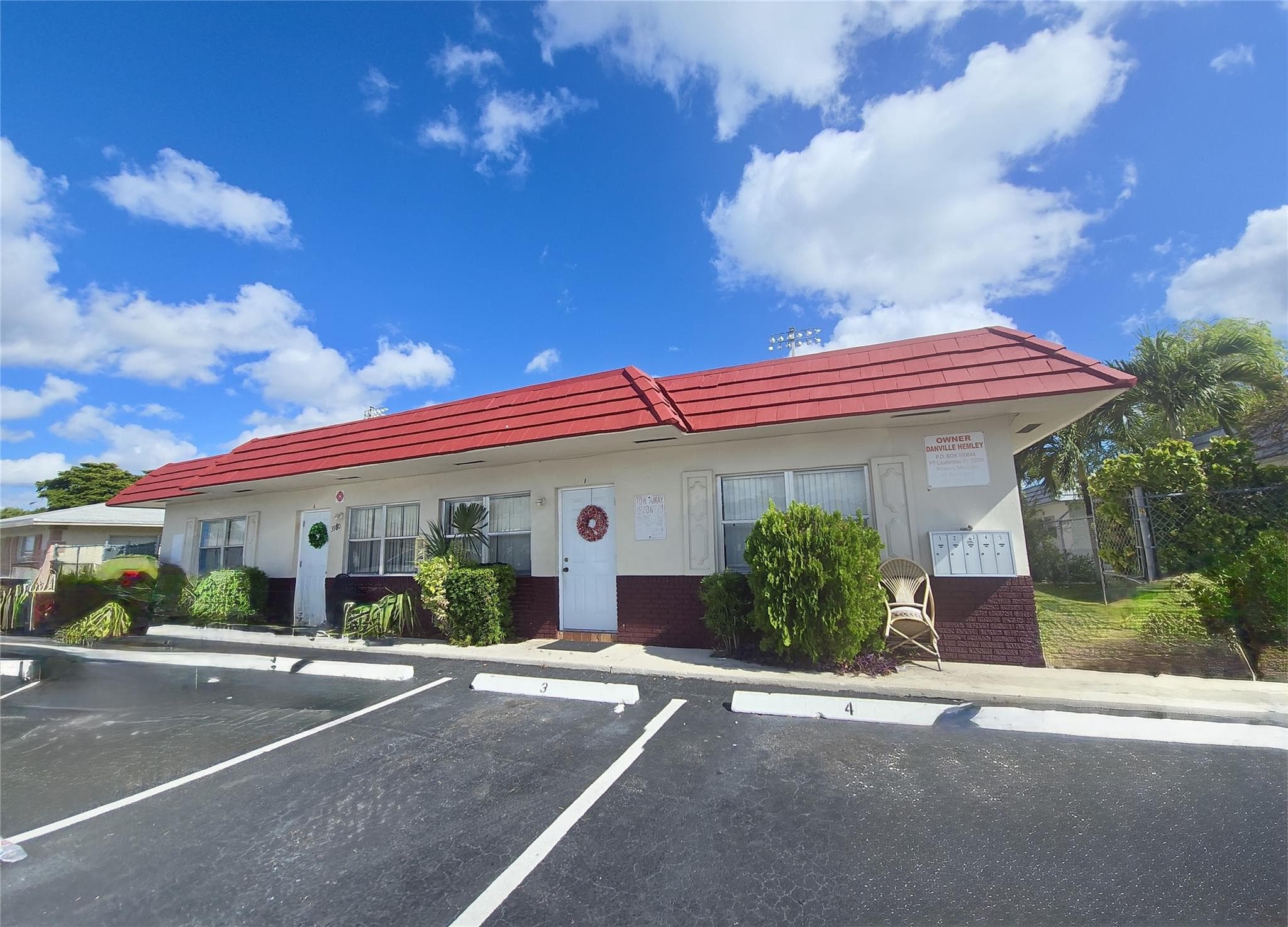3980 NW 30th Terrace, Lauderdale Lakes, FL 33309