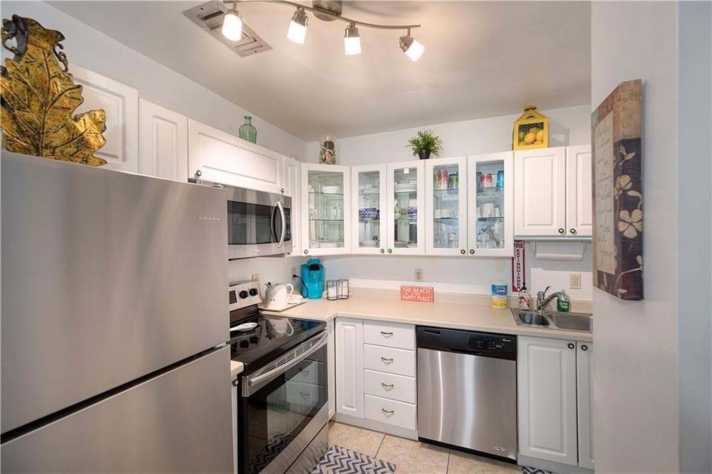 2613-2615 NE 33rd Avenue, Fort Lauderdale, FL 33308 7