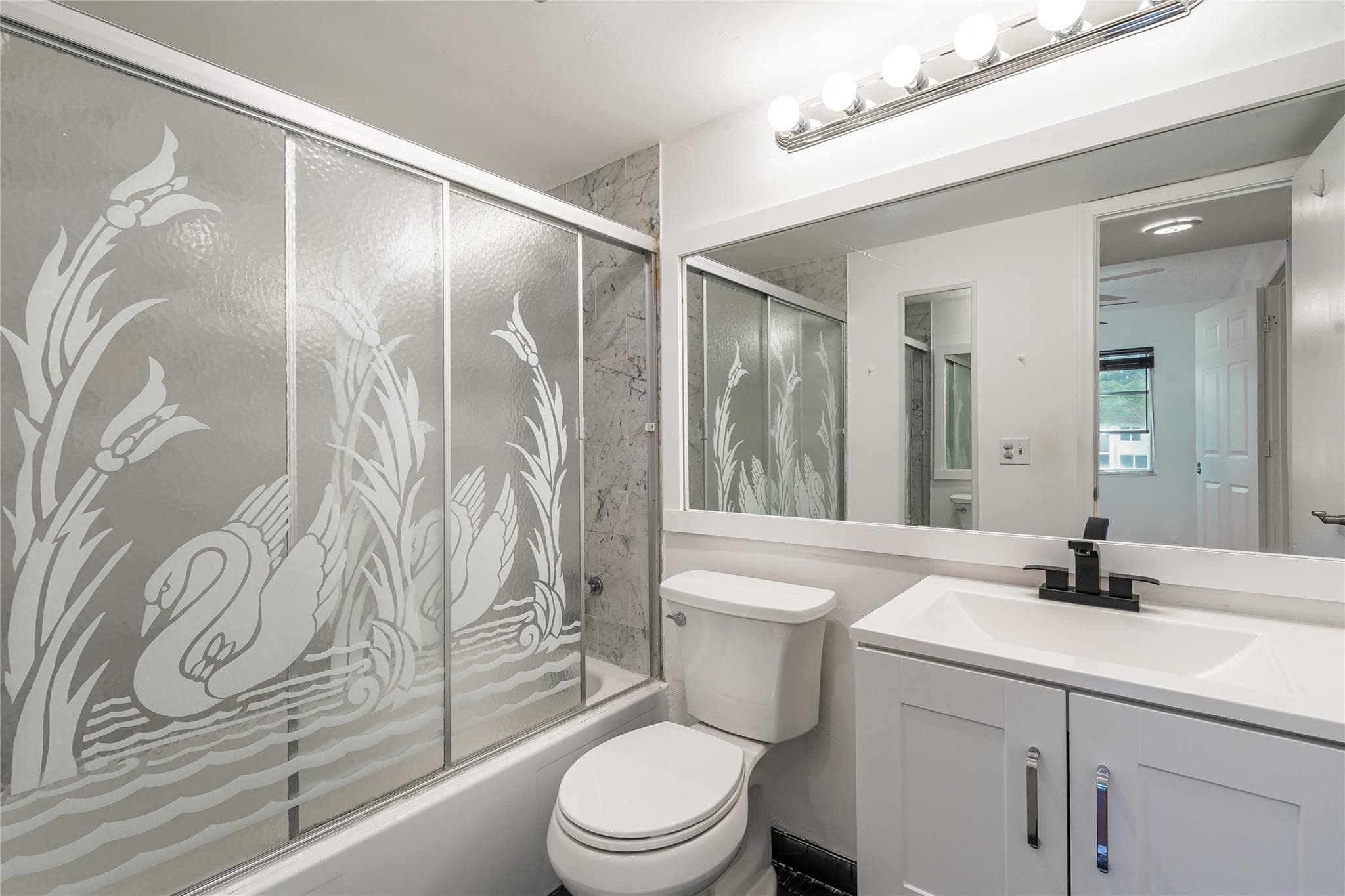 8940 S Hollybrook Boulevard 307, Pembroke Pines, FL 33025 8