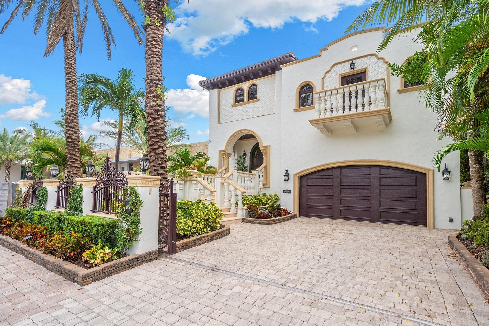 2760 N Atlantic Boulevard, Fort Lauderdale, FL 33308 2