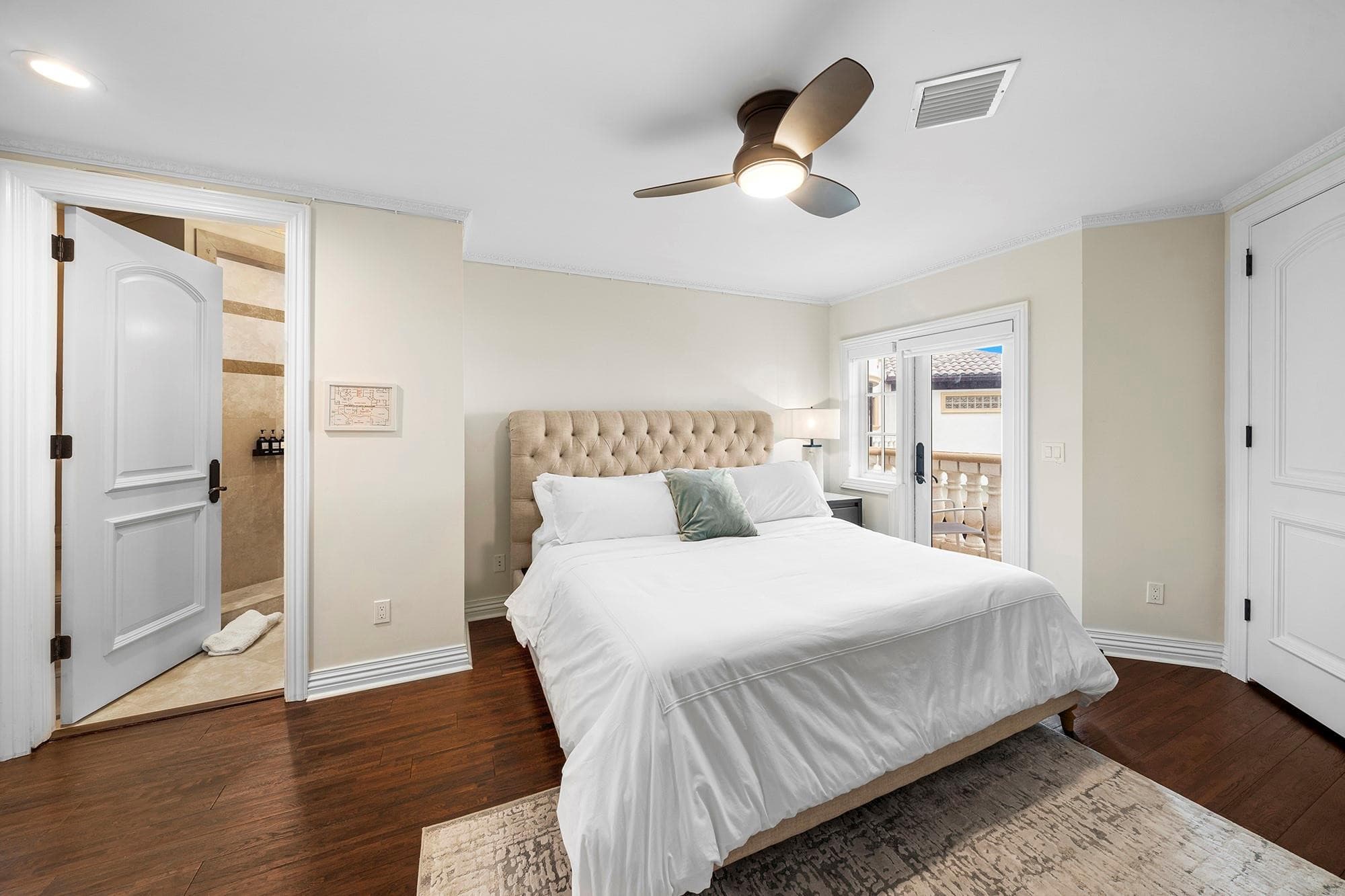 2760 N Atlantic Boulevard, Fort Lauderdale, FL 33308 46