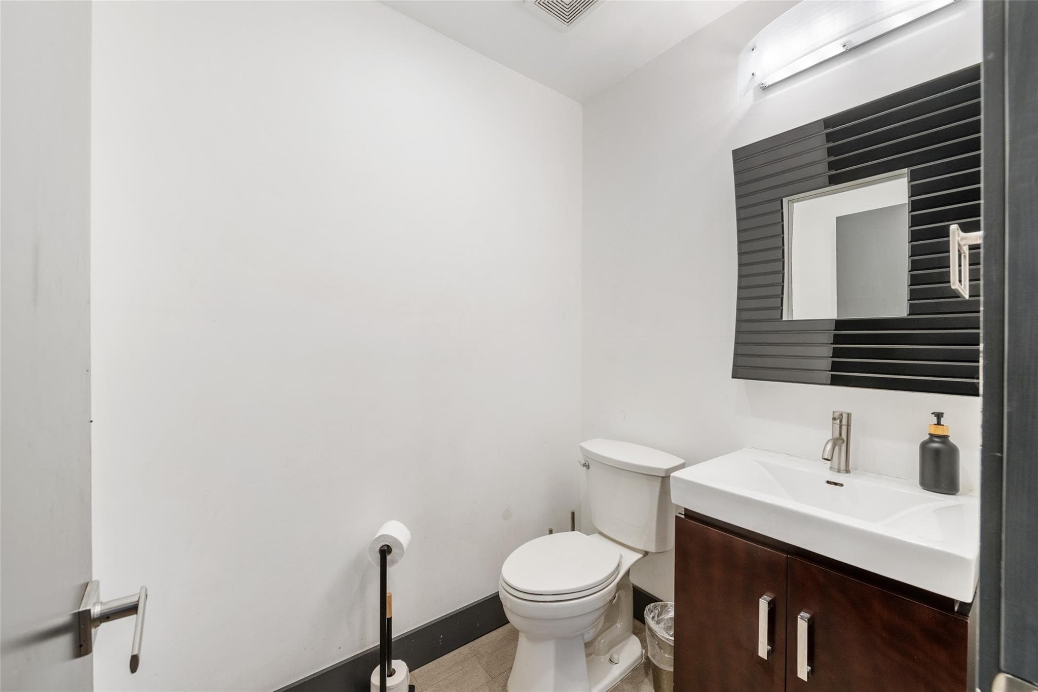 2301 N Atlantic Boulevard, Fort Lauderdale, FL 33305 32