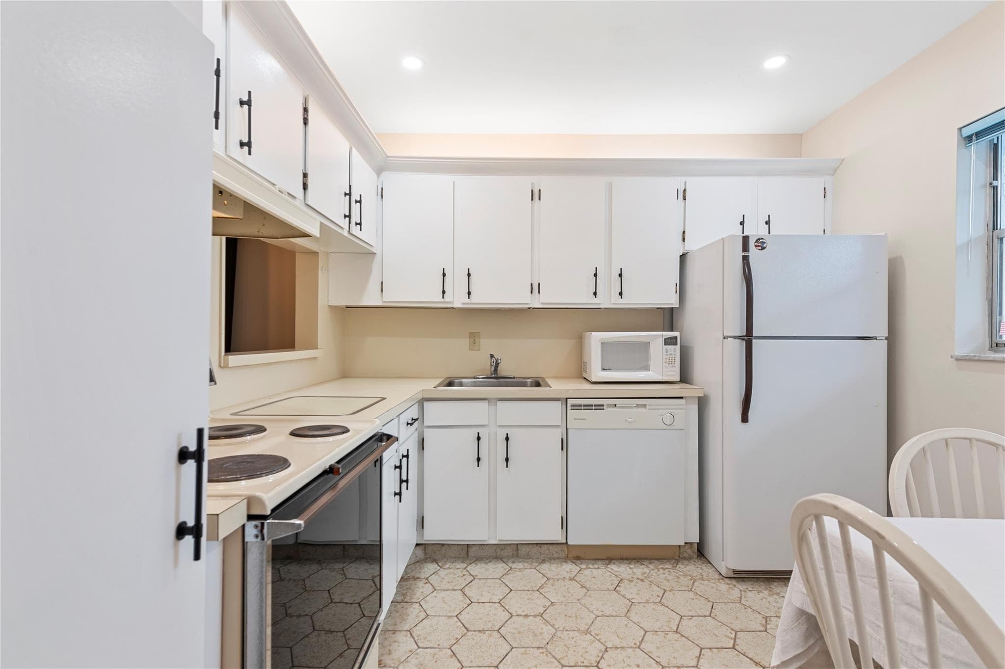 3150 Holiday Springs Boulevard 308, Margate, FL 33063 2