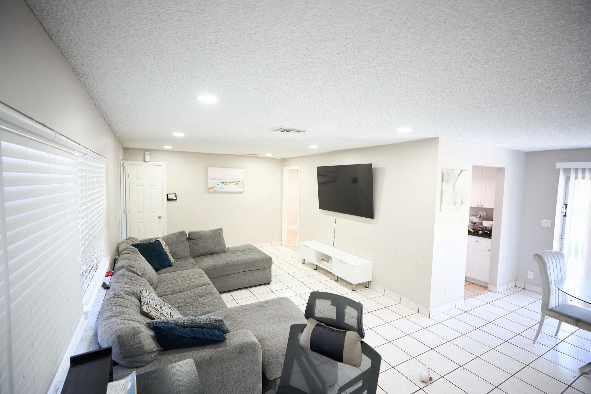 6597 Salem Street, North Lauderdale, FL 33068 13
