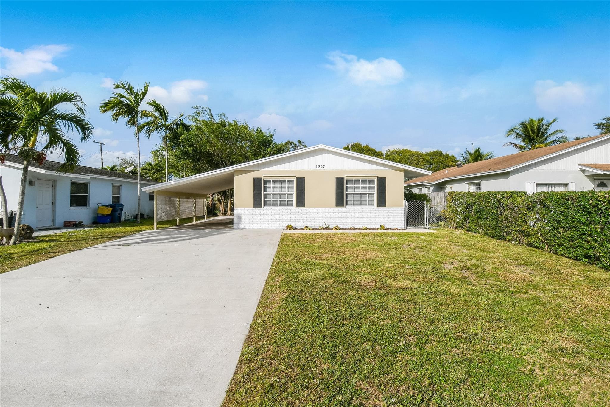1227 Cherokee Street, Jupiter, FL 33458 2