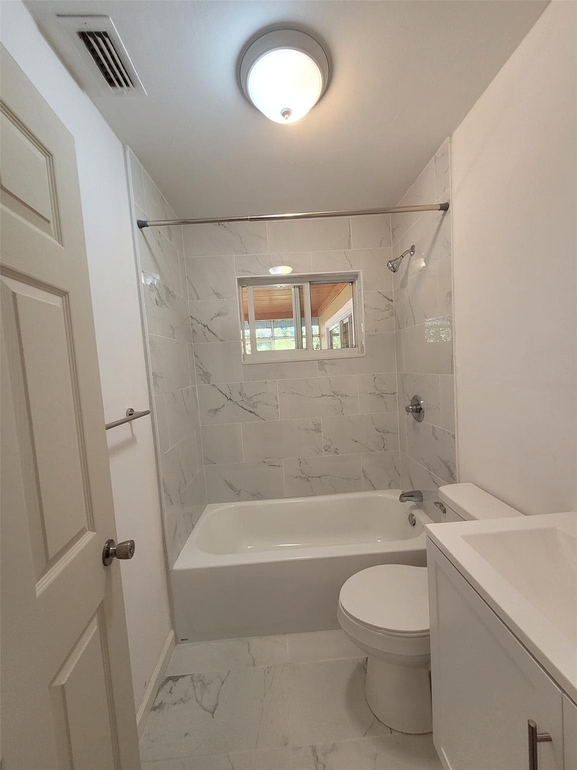 6106 Island Park Court, Fort Myers, FL 33908 8