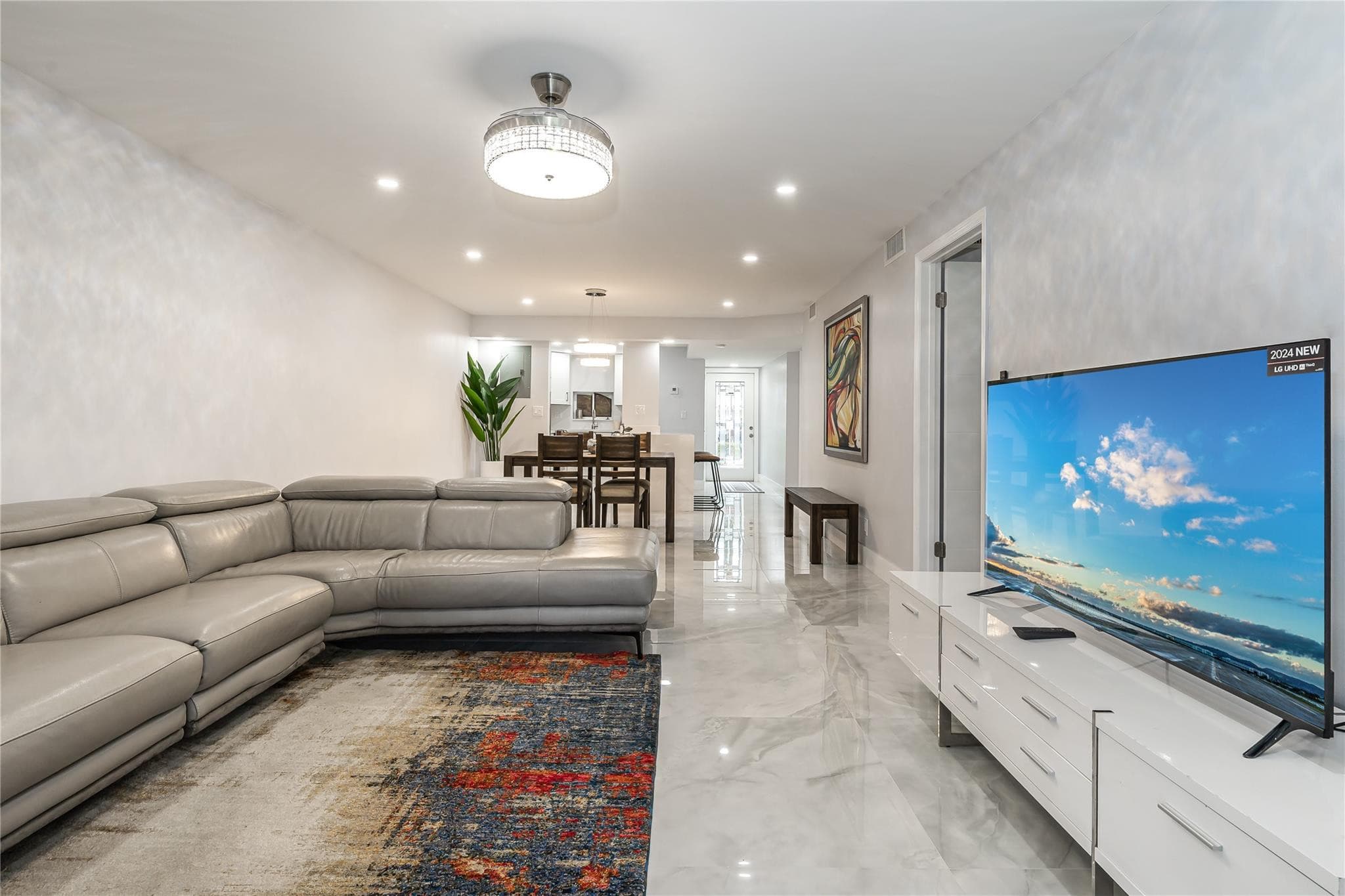 9523 S Hollybrook Lake Drive 102, Pembroke Pines, FL 33025 2