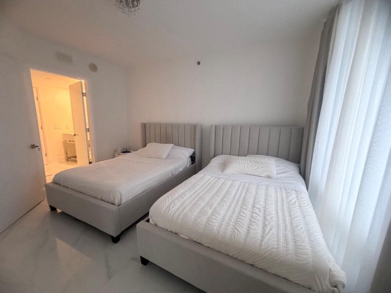 1830 S Ocean Drive 2406, Hallandale Beach, FL 33009 18