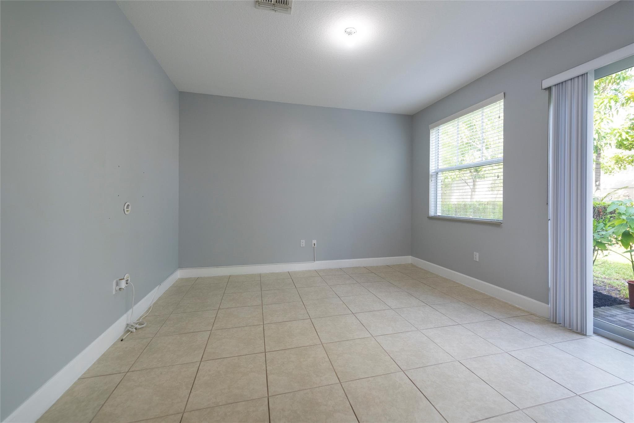 4731 NW 48th Terrace, Tamarac, FL 33319 11